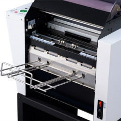 Plastifieuse en continue HLA-2301